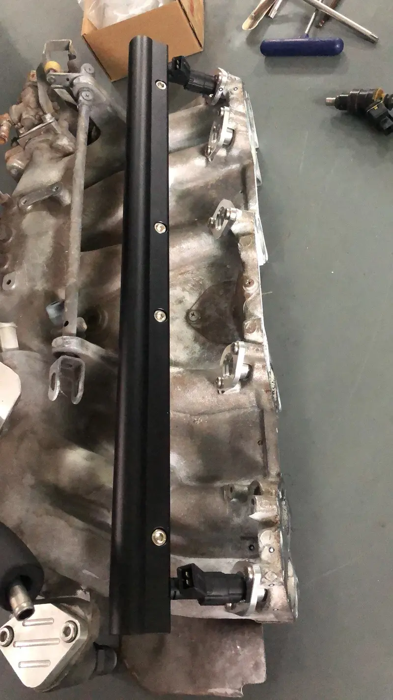 Datsun 280Z 280Zx L-Series Fuel Rail 24