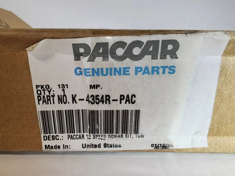 E27-1000R Genuine Paccar Transmission Control Module Kit 2