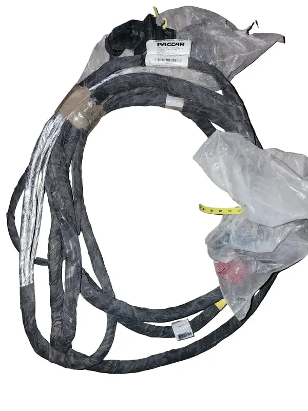 M92-1061-102720 Genuine Paccar Wiring Harness 2
