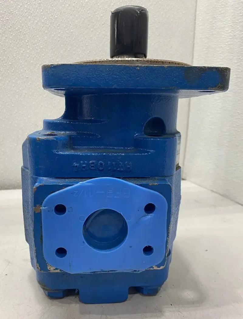 P5100a567adnq22-00 Genuine Permco Hydraulic Gear Pump 1