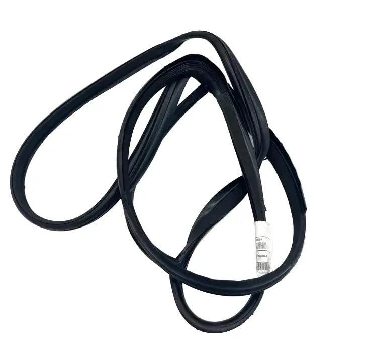 R42-1099 Genuine Paccar Curved Windshield Seal 1